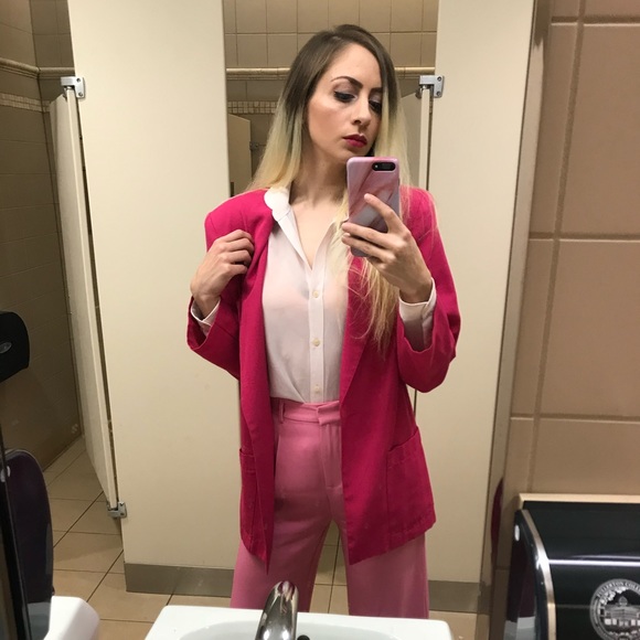 Meet Your Posher, Amy - Picture 12 of 16